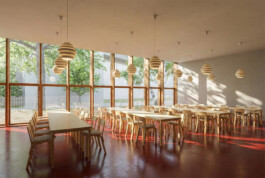 NUNO GRAÇA MOURA